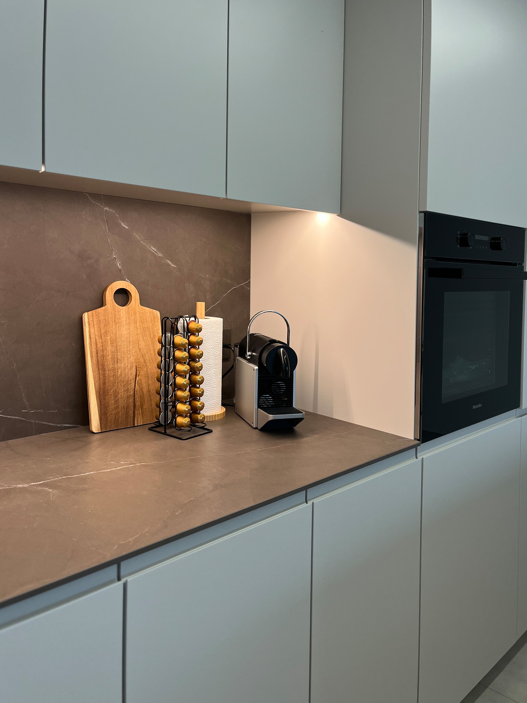 Cucina ad L avorio — Camorino, Svizzera