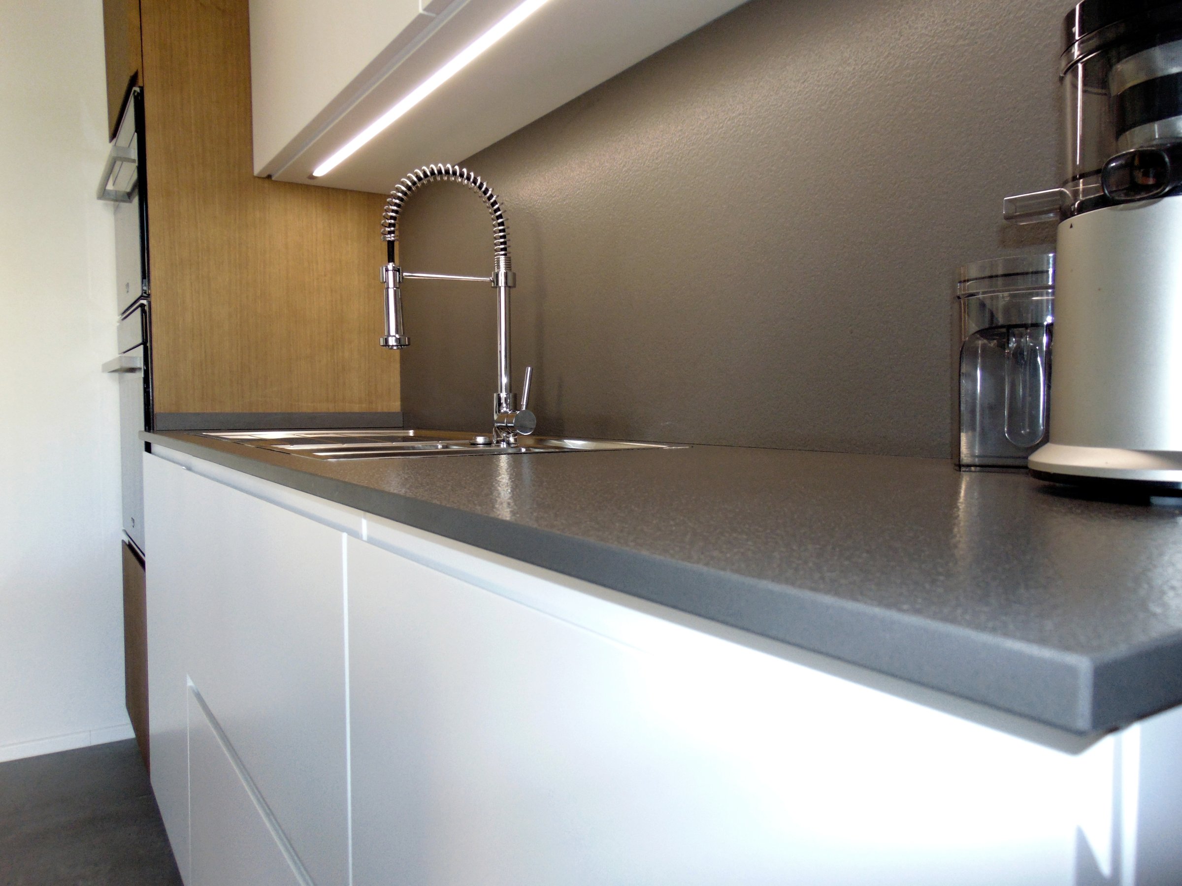 Cucina su misura con isola | Rovere & bianco — 