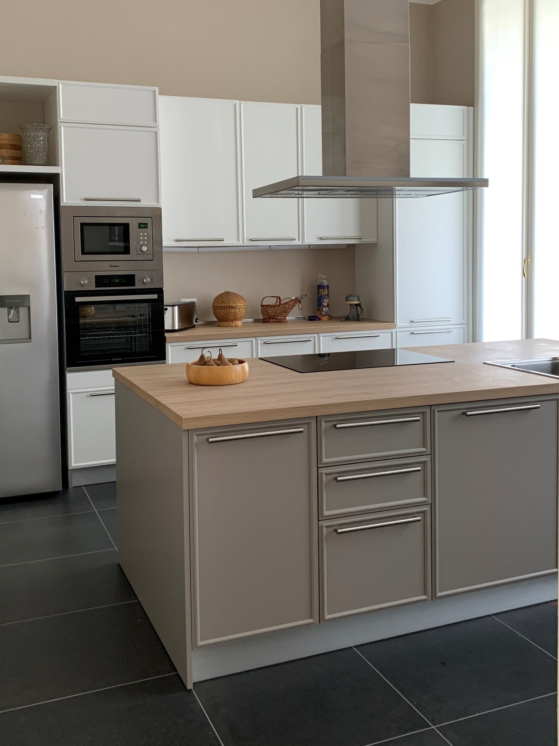 Cucina su misura con isola Sant'Agata: eleganza e funzionalità in un design moderno — 