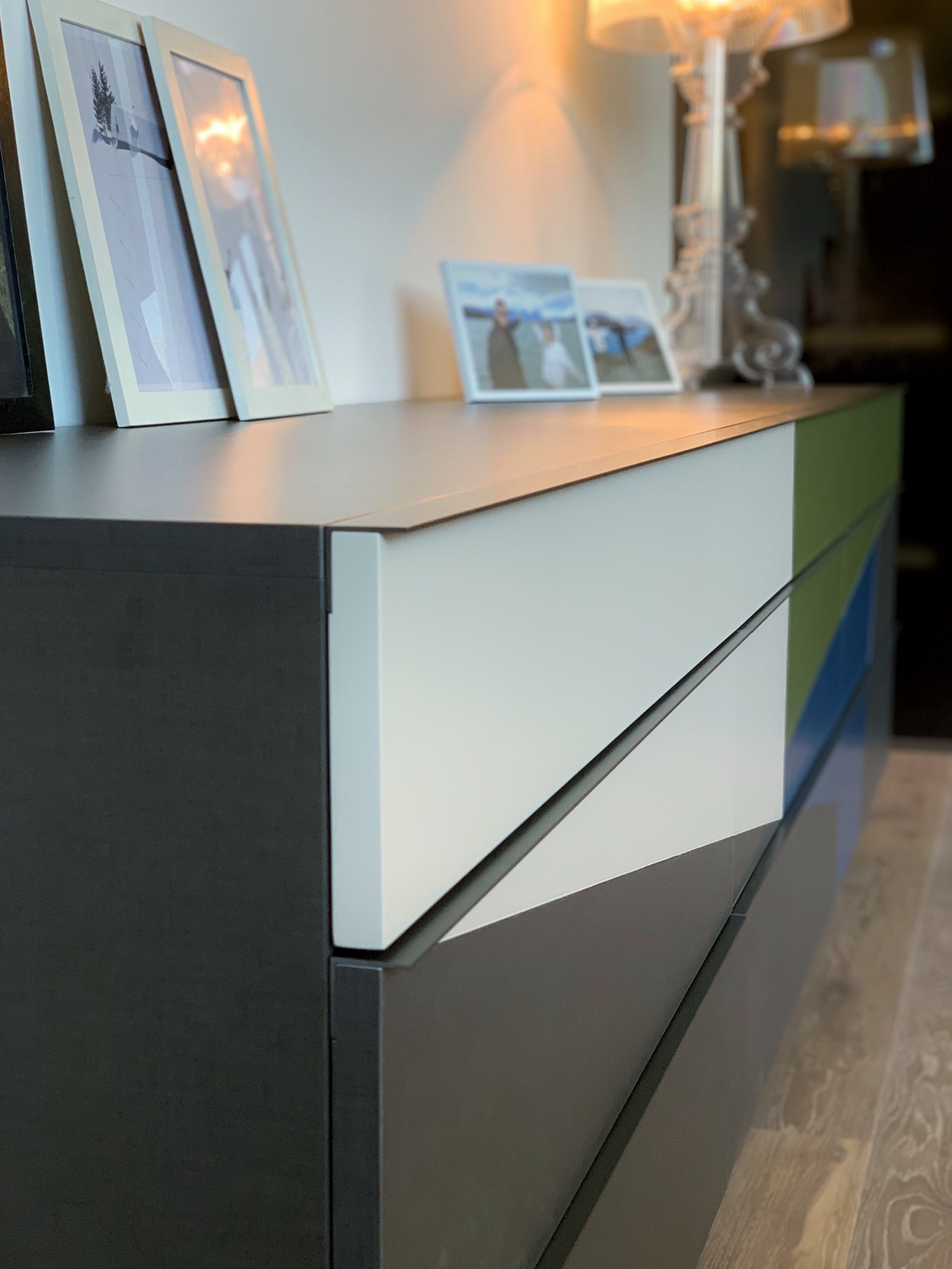 Credenza su progetto — Cabiate