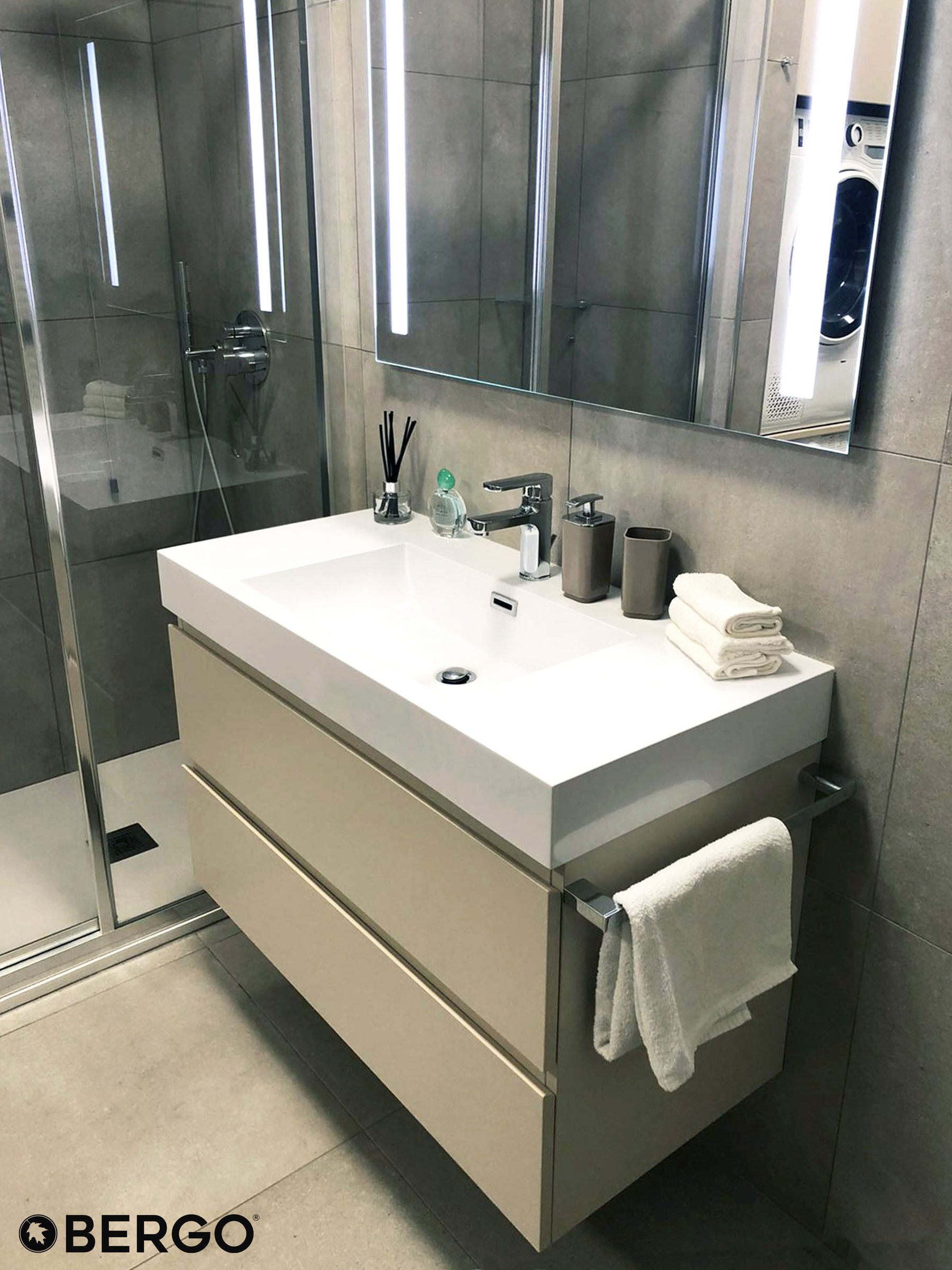La lavanderia invisibile: il sistema bagno su misura che ottimizza la quotidianità. — 
